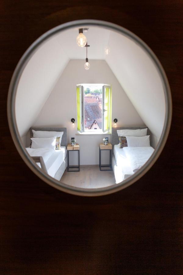Hotel Luise & Luisenhof Динкельсбюль Экстерьер фото