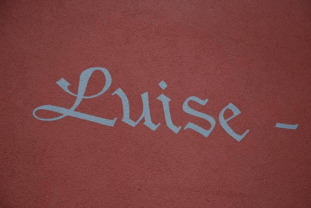 Hotel Luise & Luisenhof Динкельсбюль Экстерьер фото